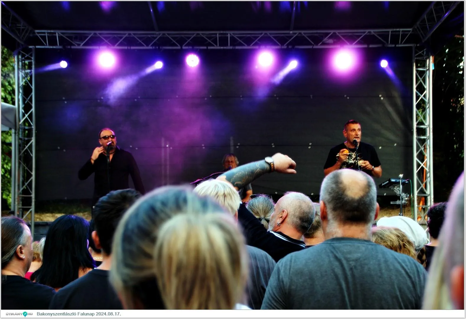 Fotók, Útirány.hu