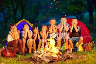 Erzsébet tábor Bakonyszentlászlón borítóképe