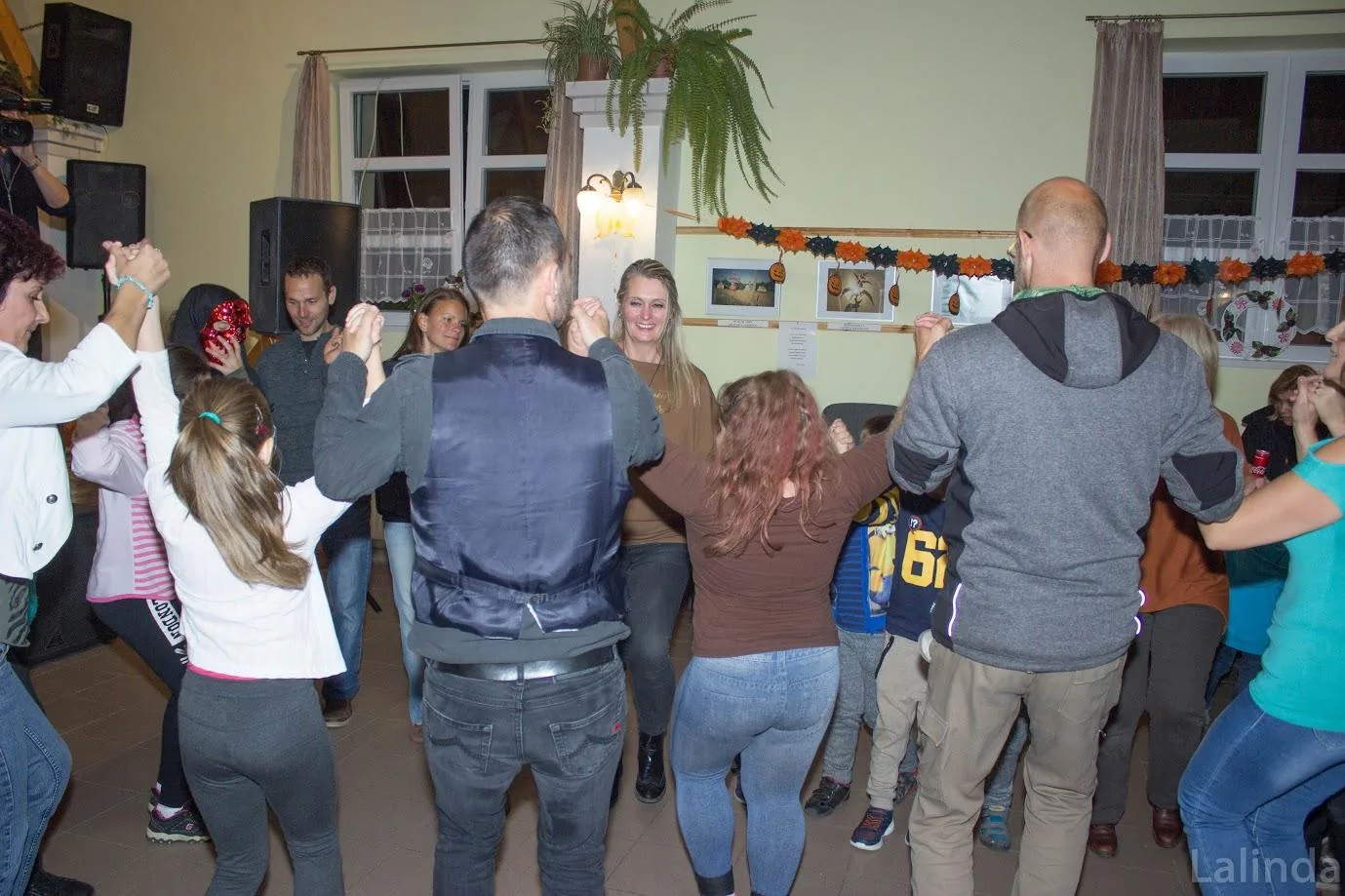 Fotók 2 album: Babai Lalinda