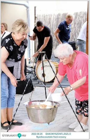 Fotók, Útirány.hu