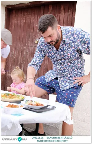 Fotók, Útirány.hu