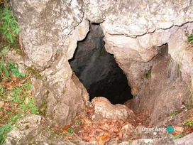 Remete-barlang borítóképe